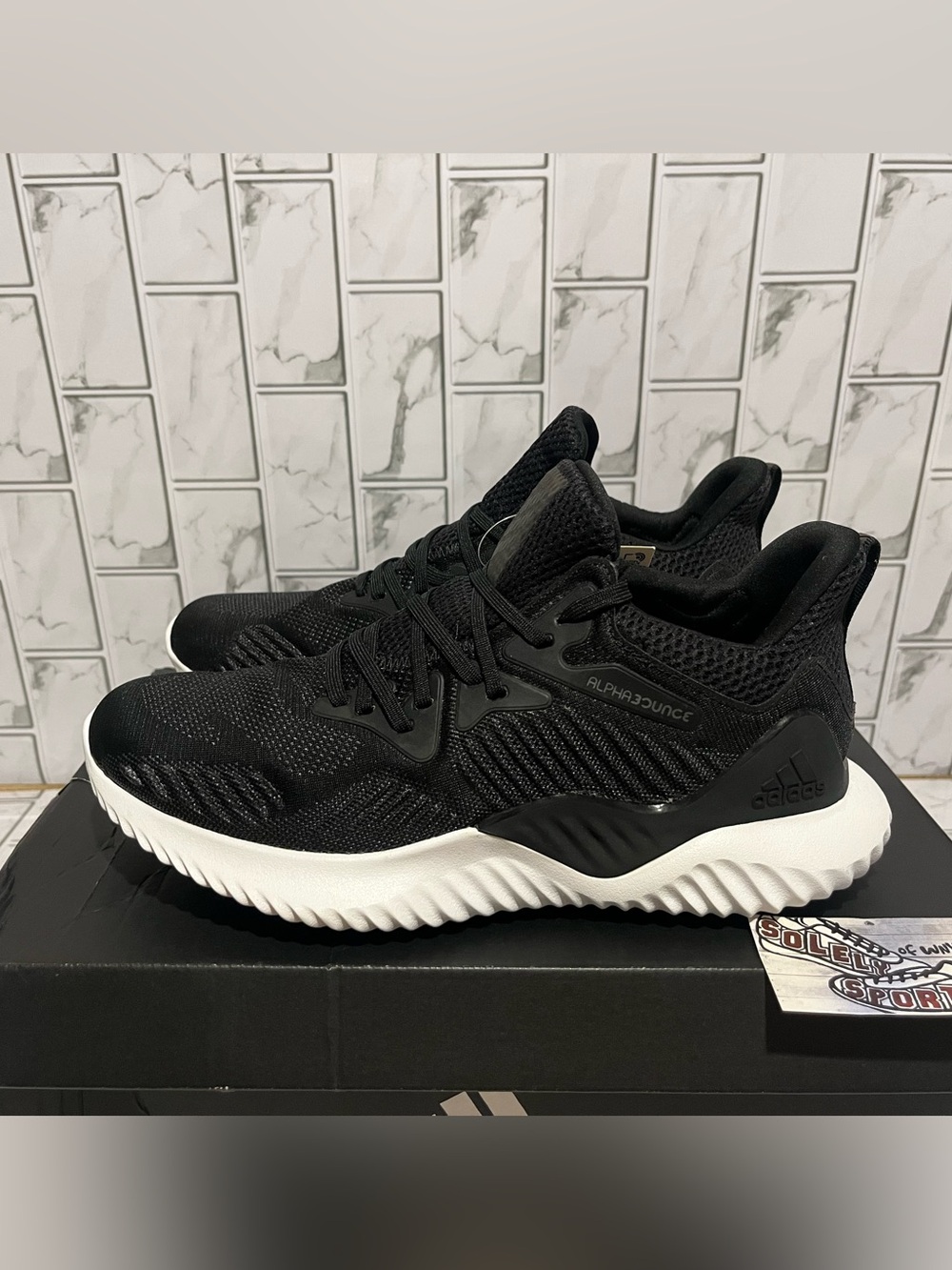 New Adidas AlphaBounce Beyond Running Training Shoes Black White Womens 9.5